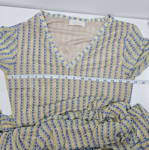 Rich & Royal Dress Mesh Dress - Picture 4 of 15